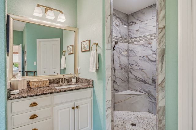 805 Anglers Ridge, Bluff Dale, TX 76433