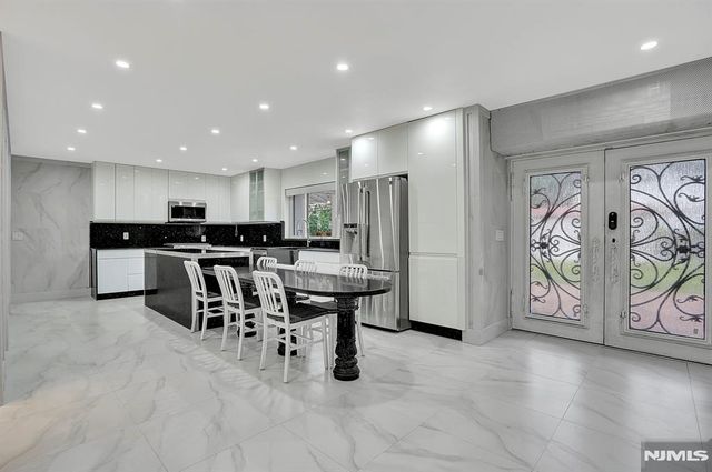 85 Francisco Avenue, Little Falls, NJ 07424