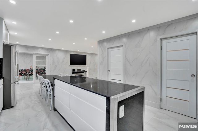 85 Francisco Avenue, Little Falls, NJ 07424