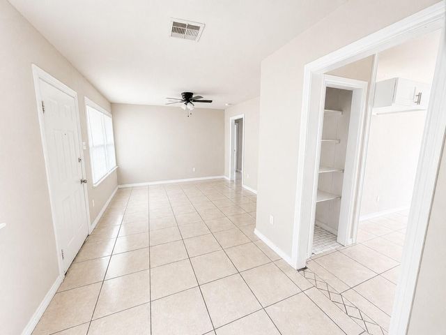 603 Wisteria, La Marque, TX 77568