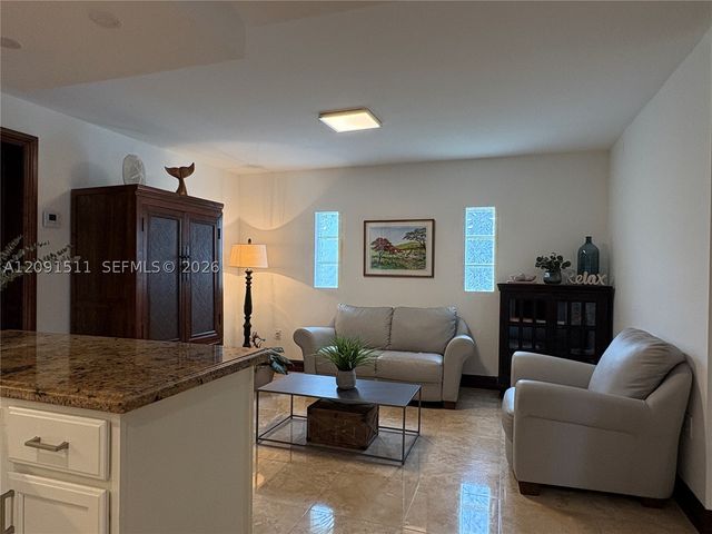 6610 SW 104th Ct, Miami, FL 33173