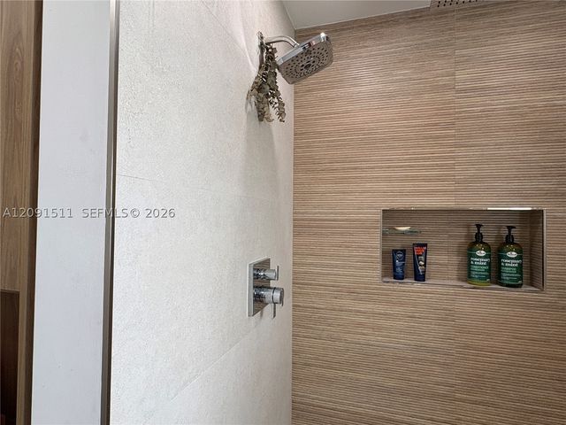 6610 SW 104th Ct, Miami, FL 33173