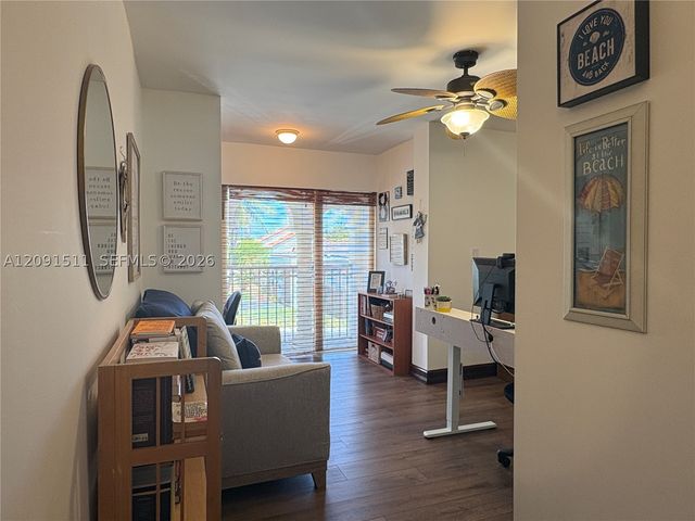 6610 SW 104th Ct, Miami, FL 33173