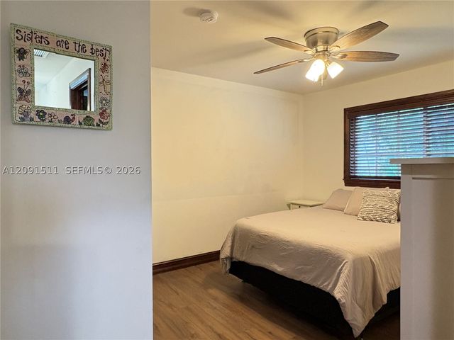 6610 SW 104th Ct, Miami, FL 33173
