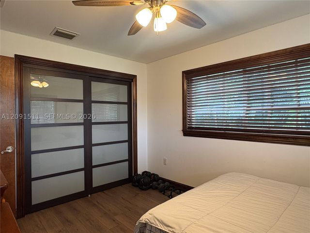 6610 SW 104th Ct, Miami, FL 33173