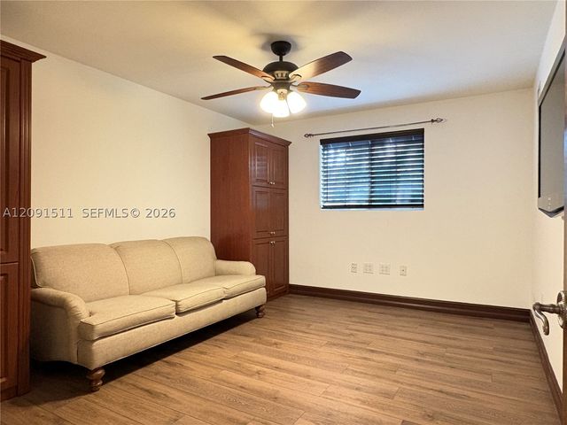 6610 SW 104th Ct, Miami, FL 33173