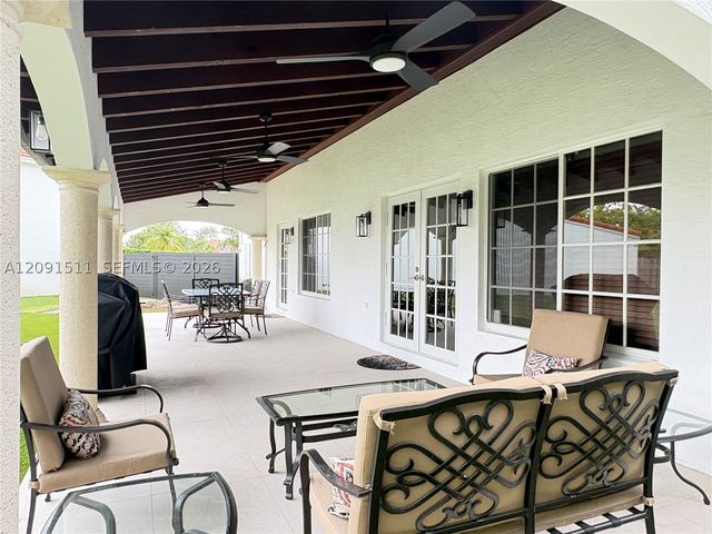 6610 SW 104th Ct, Miami, FL 33173