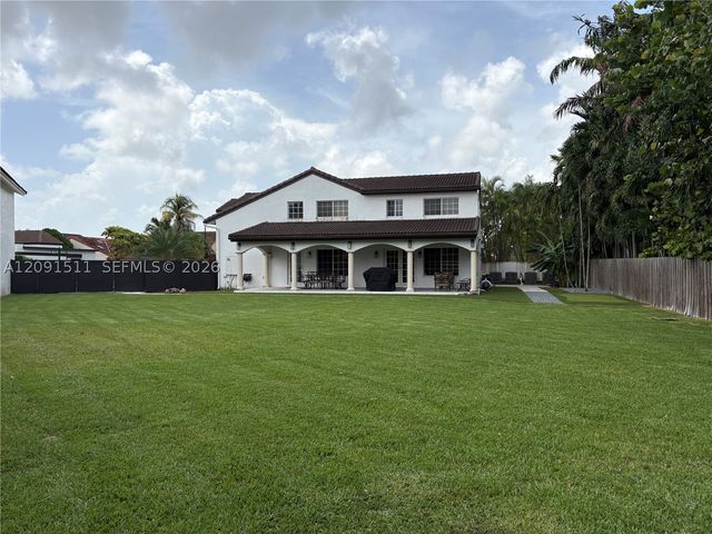 6610 SW 104th Ct, Miami, FL 33173