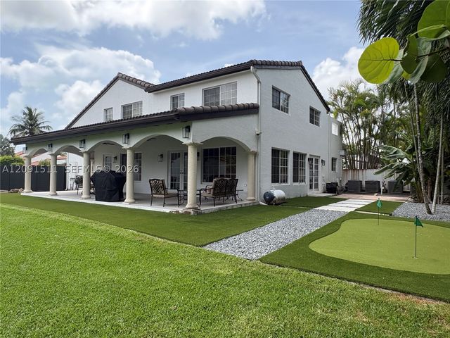 6610 SW 104th Ct, Miami, FL 33173