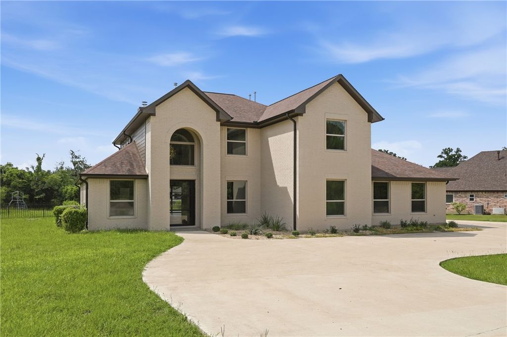 10024 Lancaster Drive, Iola, TX 77861 — photo 2