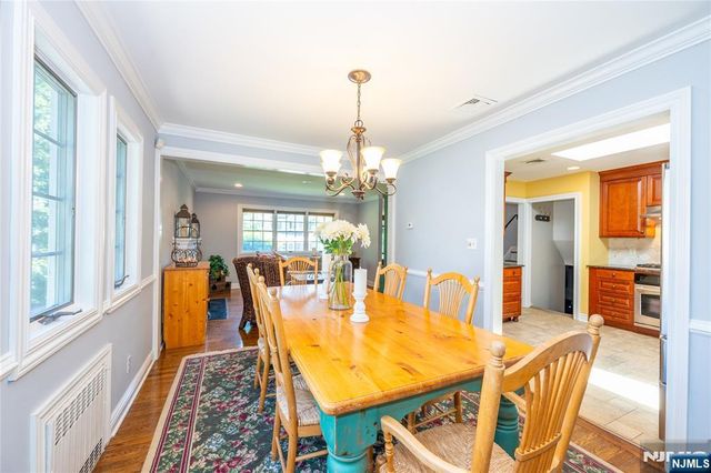 23 Carlton Avenue, Ho-ho-kus, NJ 07423