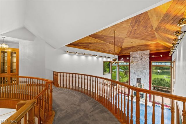 36900 Chester Road, Avon, OH 44011
