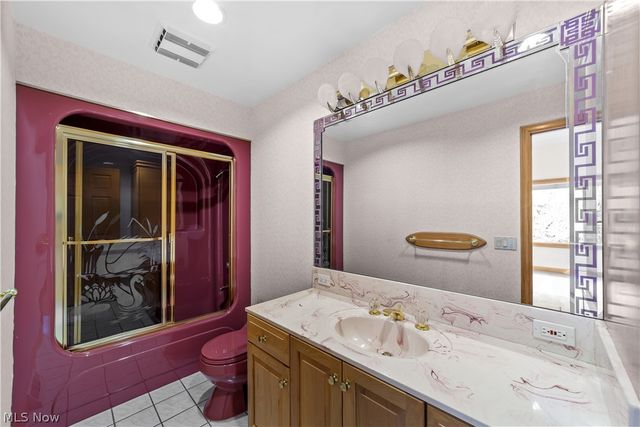 36900 Chester Road, Avon, OH 44011