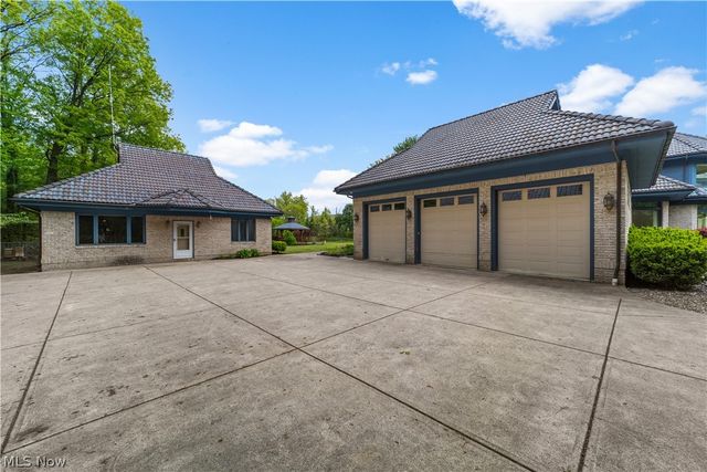 36900 Chester Road, Avon, OH 44011