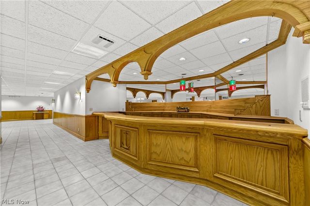 36900 Chester Road, Avon, OH 44011