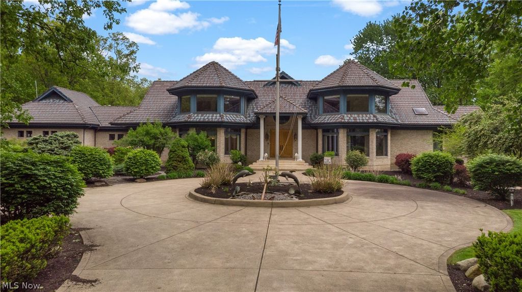 36900 Chester Road, Avon, OH 44011