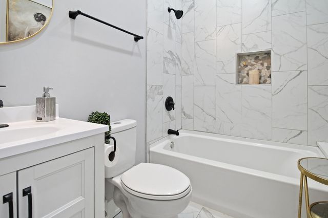 6616 S Normal Boulevard, Chicago, IL 60621