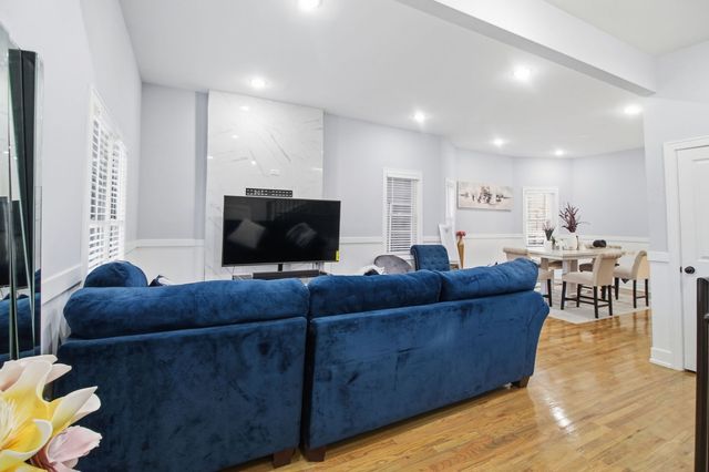 6616 S Normal Boulevard, Chicago, IL 60621