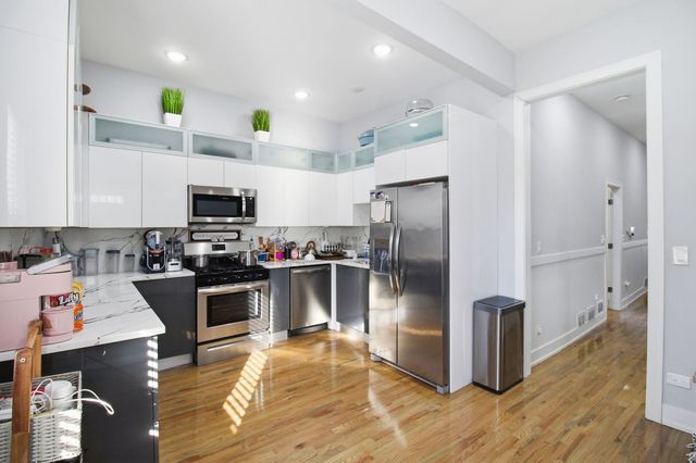 6616 S Normal Boulevard, Chicago, IL 60621