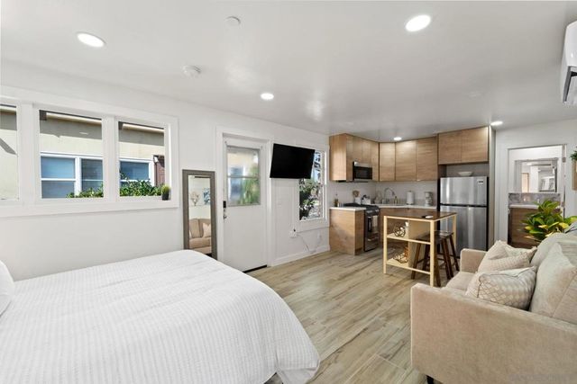 110 Maple, San Diego, CA 92103