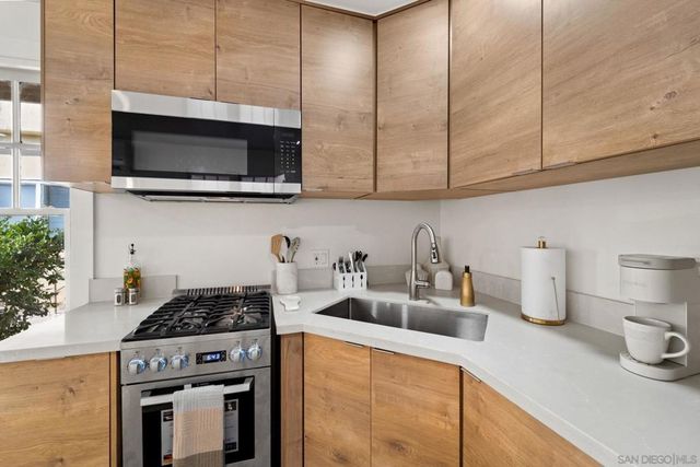110 Maple, San Diego, CA 92103