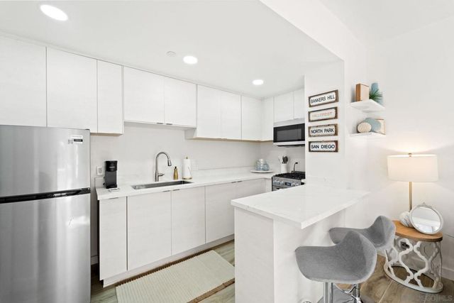 110 Maple, San Diego, CA 92103