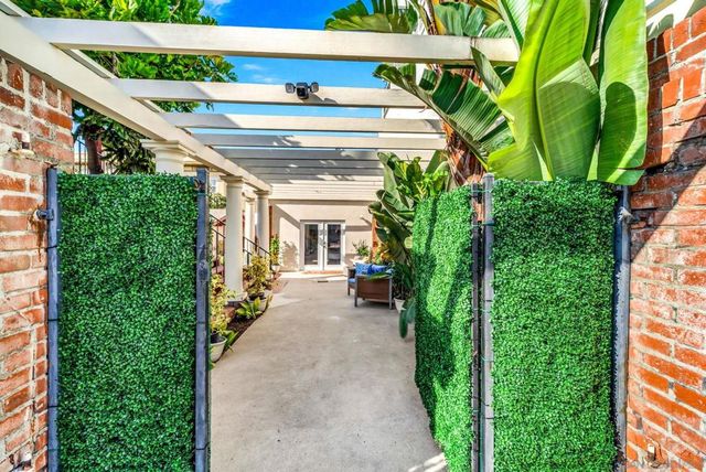 110 Maple, San Diego, CA 92103