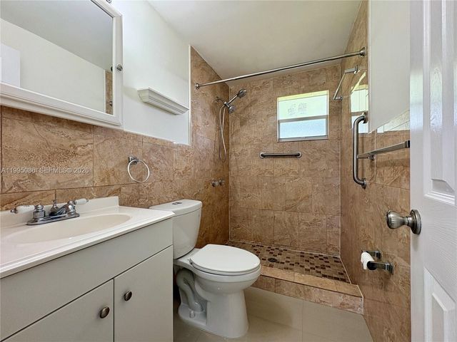 11315 SW 58th Ter ., Miami, FL 33173