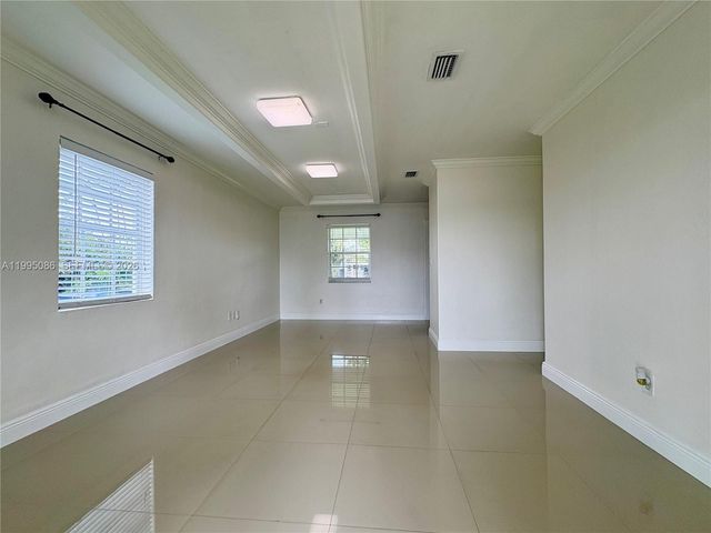 11315 SW 58th Ter ., Miami, FL 33173