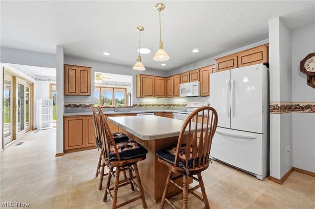 33037 Pebblebrook Drive, North Ridgeville, OH 44039