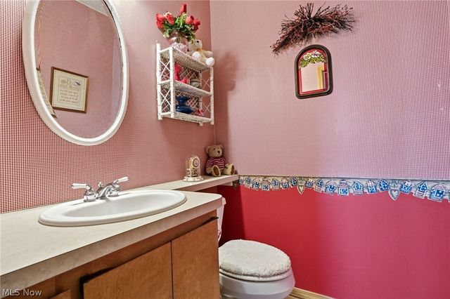 33037 Pebblebrook Drive, North Ridgeville, OH 44039