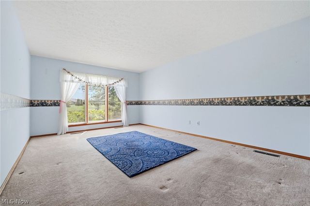 33037 Pebblebrook Drive, North Ridgeville, OH 44039