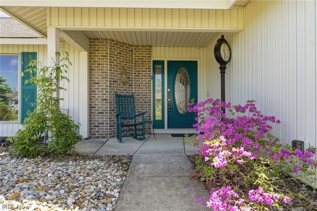 33037 Pebblebrook Drive, North Ridgeville, OH 44039