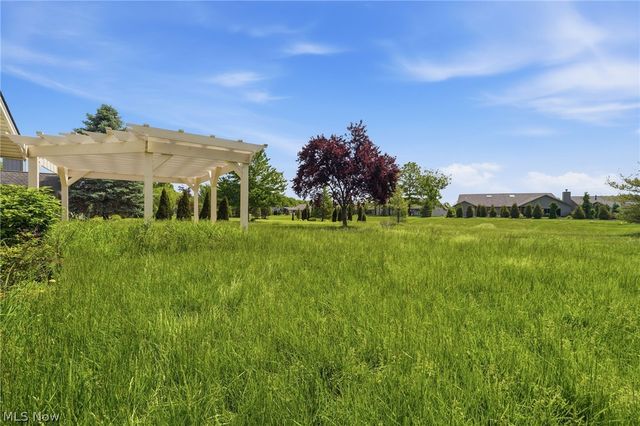 33037 Pebblebrook Drive, North Ridgeville, OH 44039