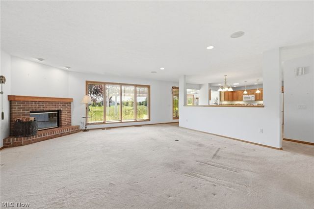 33037 Pebblebrook Drive, North Ridgeville, OH 44039
