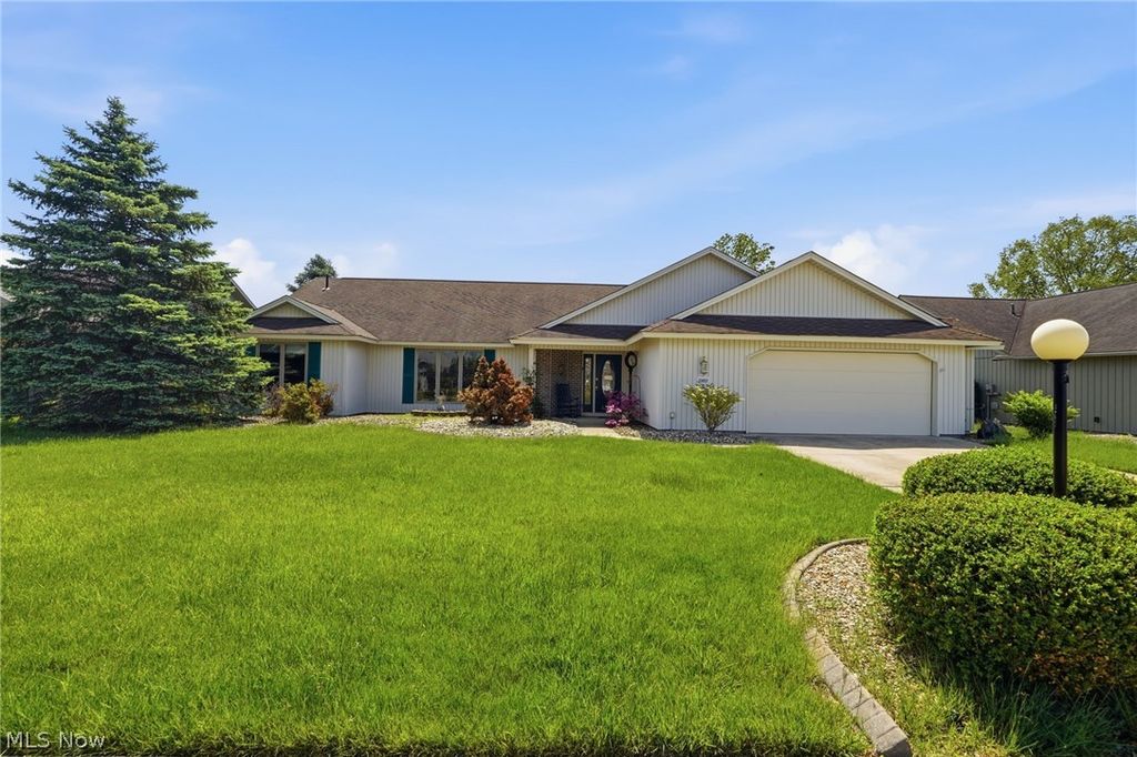 33037 Pebblebrook Drive, North Ridgeville, OH 44039