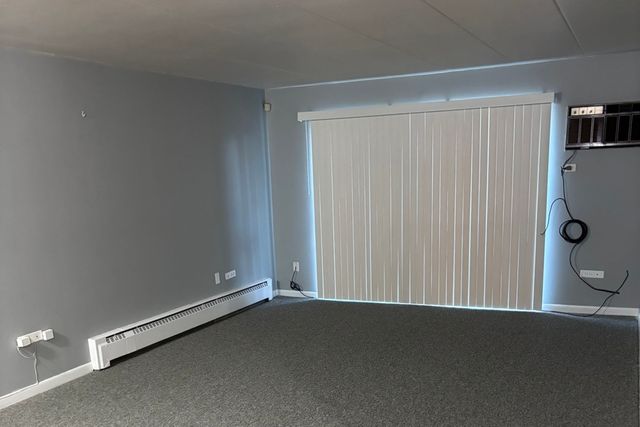 18361 Glen Oak Avenue 1E, Lansing, IL 60438