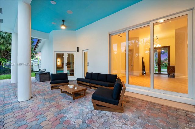 16315 SW 88th Ct, Palmetto Bay, FL 33157