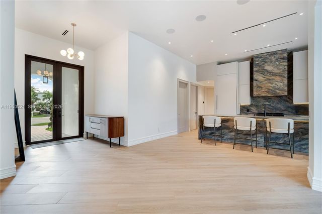 16315 SW 88th Ct, Palmetto Bay, FL 33157