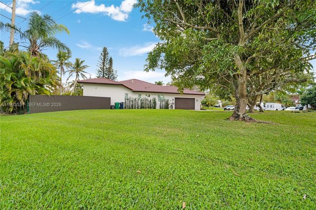 16315 SW 88th Ct, Palmetto Bay, FL 33157