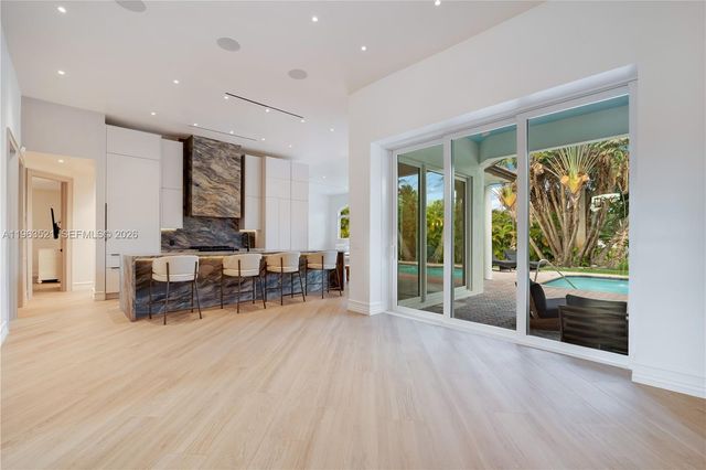 16315 SW 88th Ct, Palmetto Bay, FL 33157