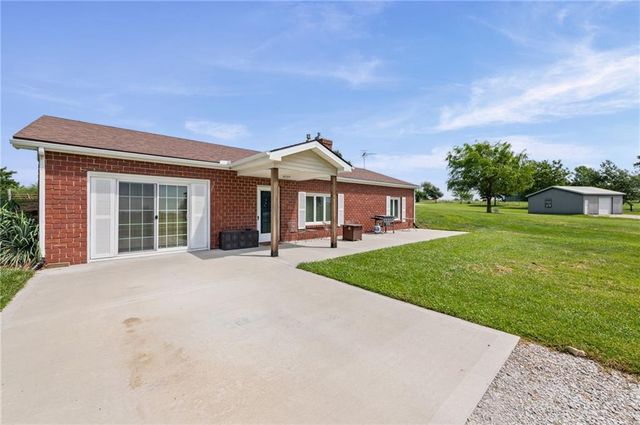 10253 SW Price Drive, Lawson, MO 64062