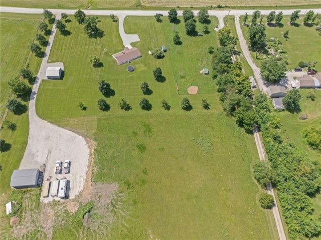 10253 SW Price Drive, Lawson, MO 64062