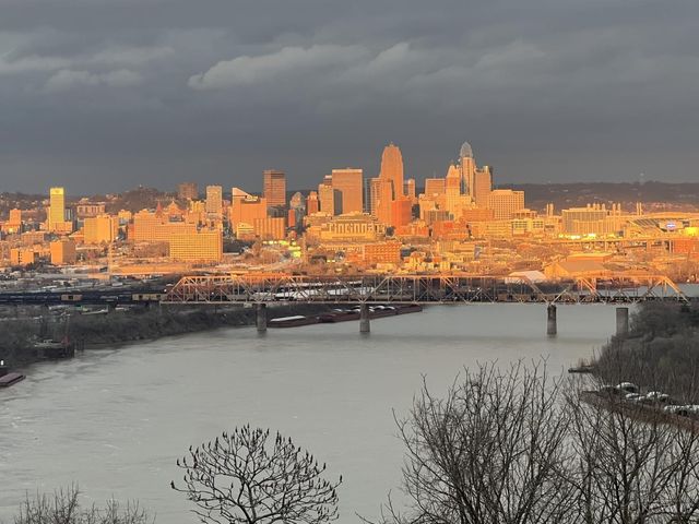 382 Grand Avenue, Cincinnati, OH 45205