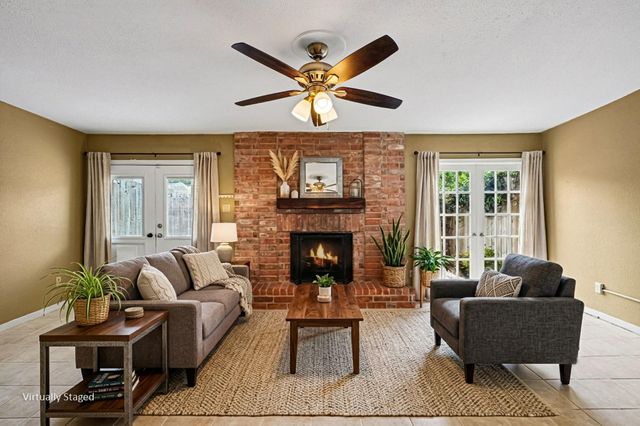 1661 W Sam Houston Parkway S, Houston, TX 77042