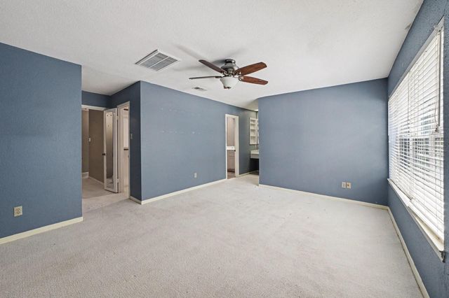 1661 W Sam Houston Parkway S, Houston, TX 77042