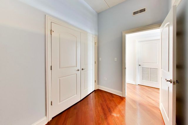 3630 N Harlem Avenue 205, Chicago, IL 60634