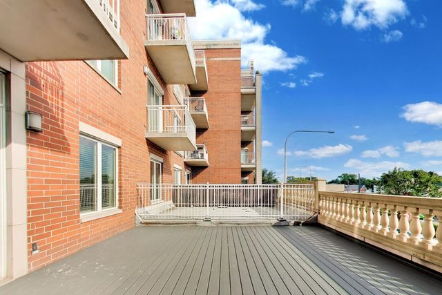 3630 N Harlem Avenue 205, Chicago, IL 60634