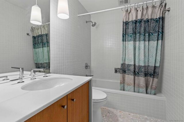 3200 6th Ave 205, San Diego, CA 92103