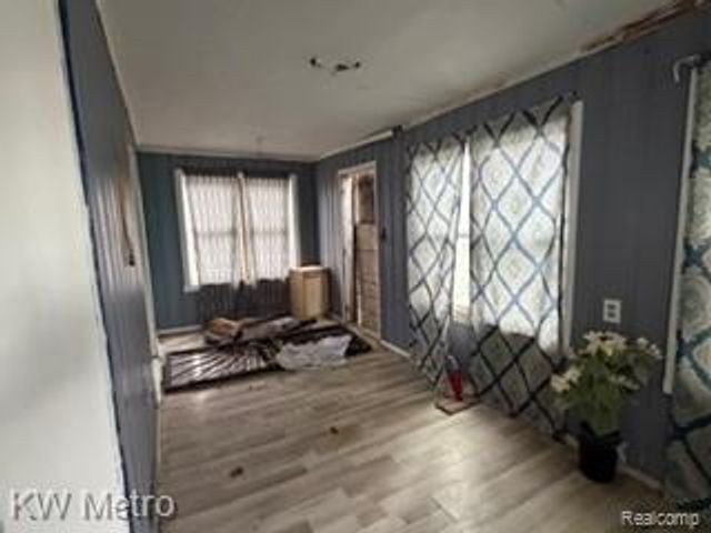 15040 Sussex Street, Detroit, MI 48227